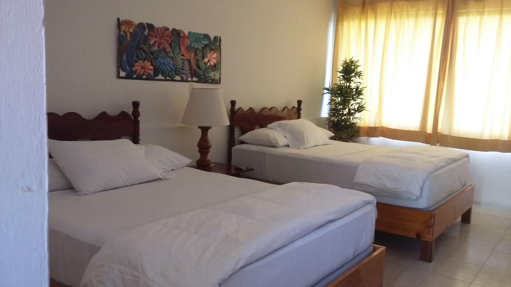 Hotel Mont Joli Cap-Haïtien Esterno foto