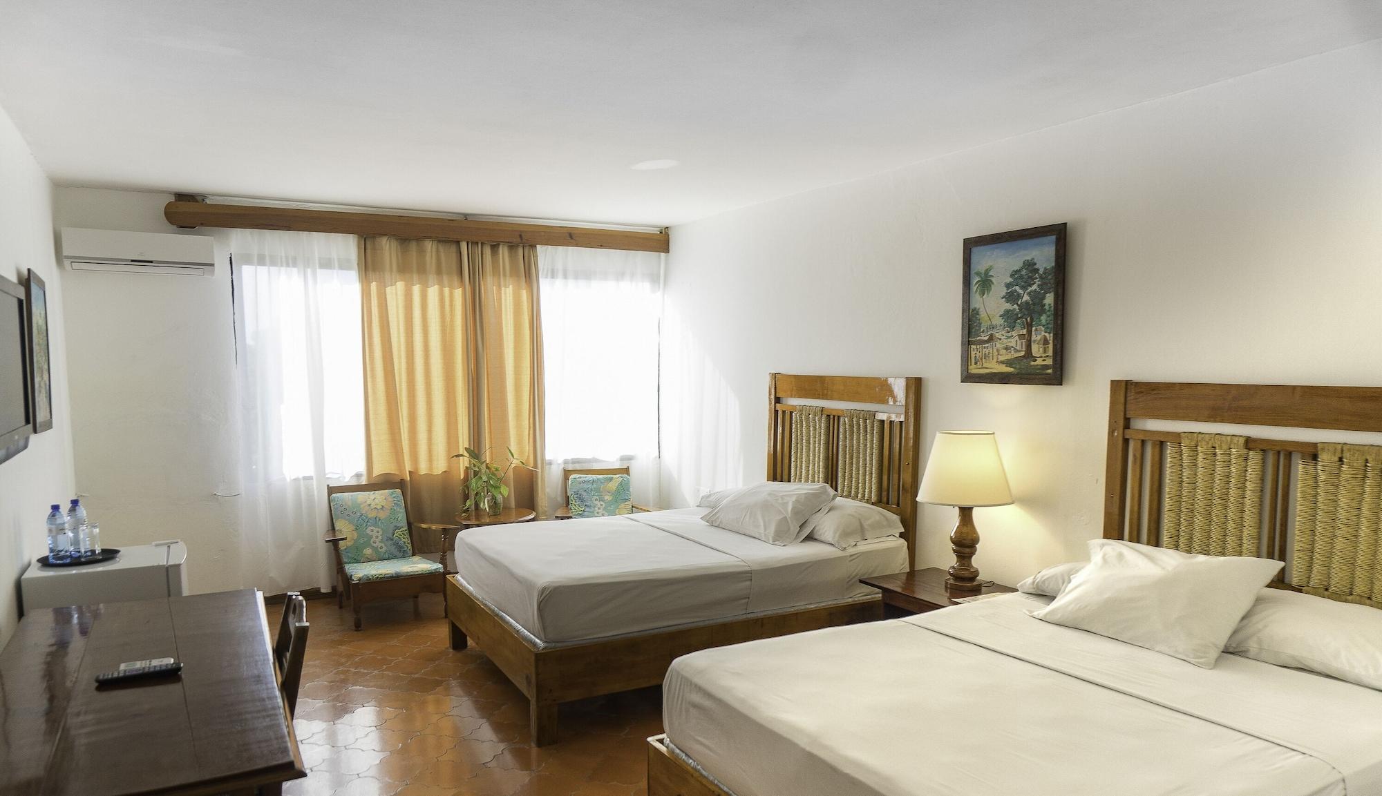Hotel Mont Joli Cap-Haïtien Esterno foto