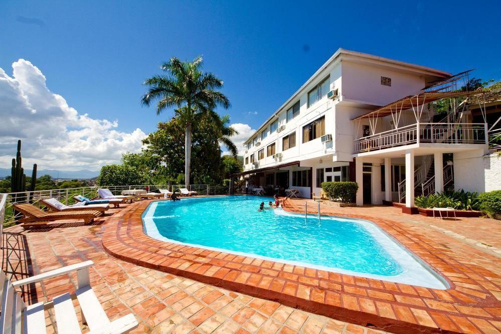 Hotel Mont Joli Cap-Haïtien Esterno foto