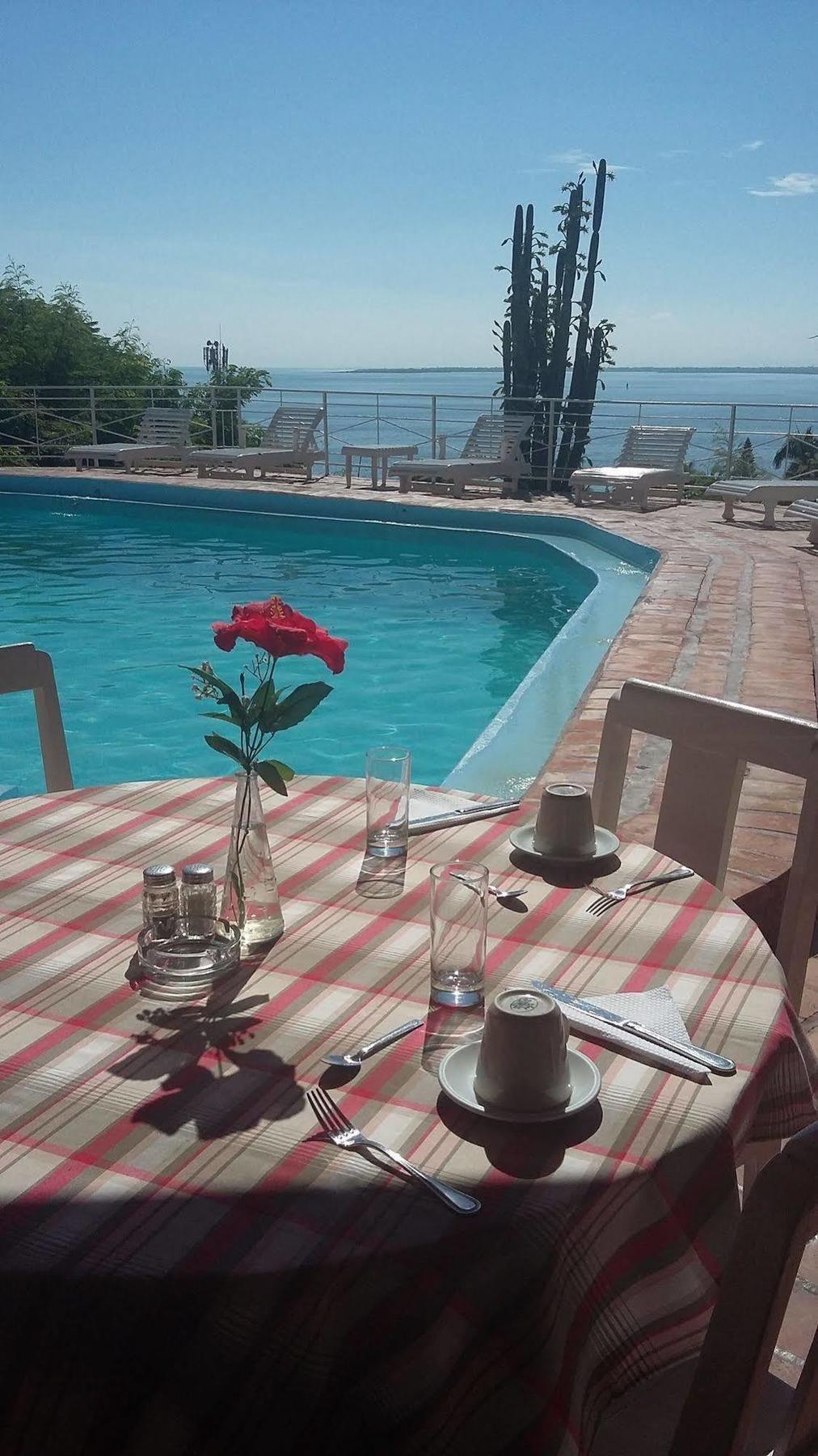 Hotel Mont Joli Cap-Haïtien Esterno foto