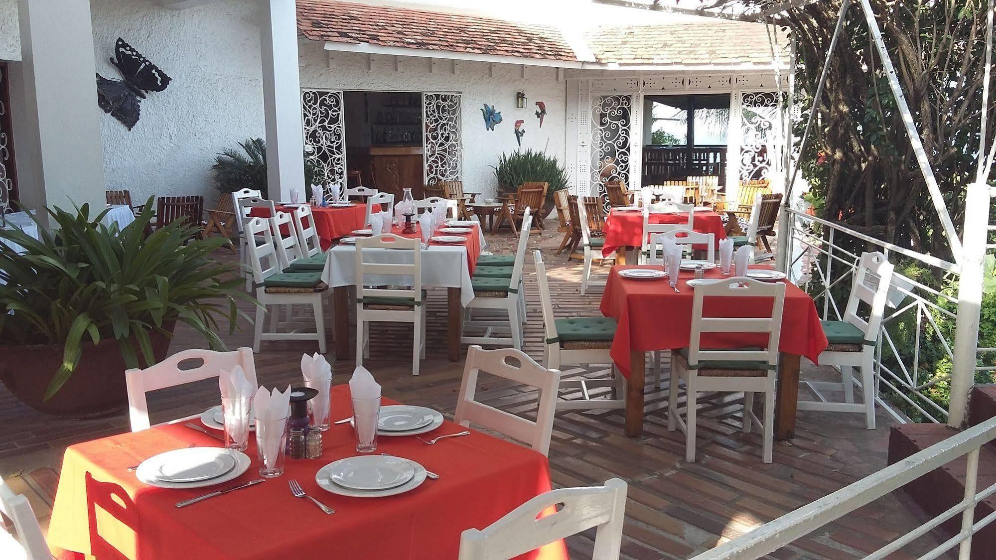 Hotel Mont Joli Cap-Haïtien Esterno foto